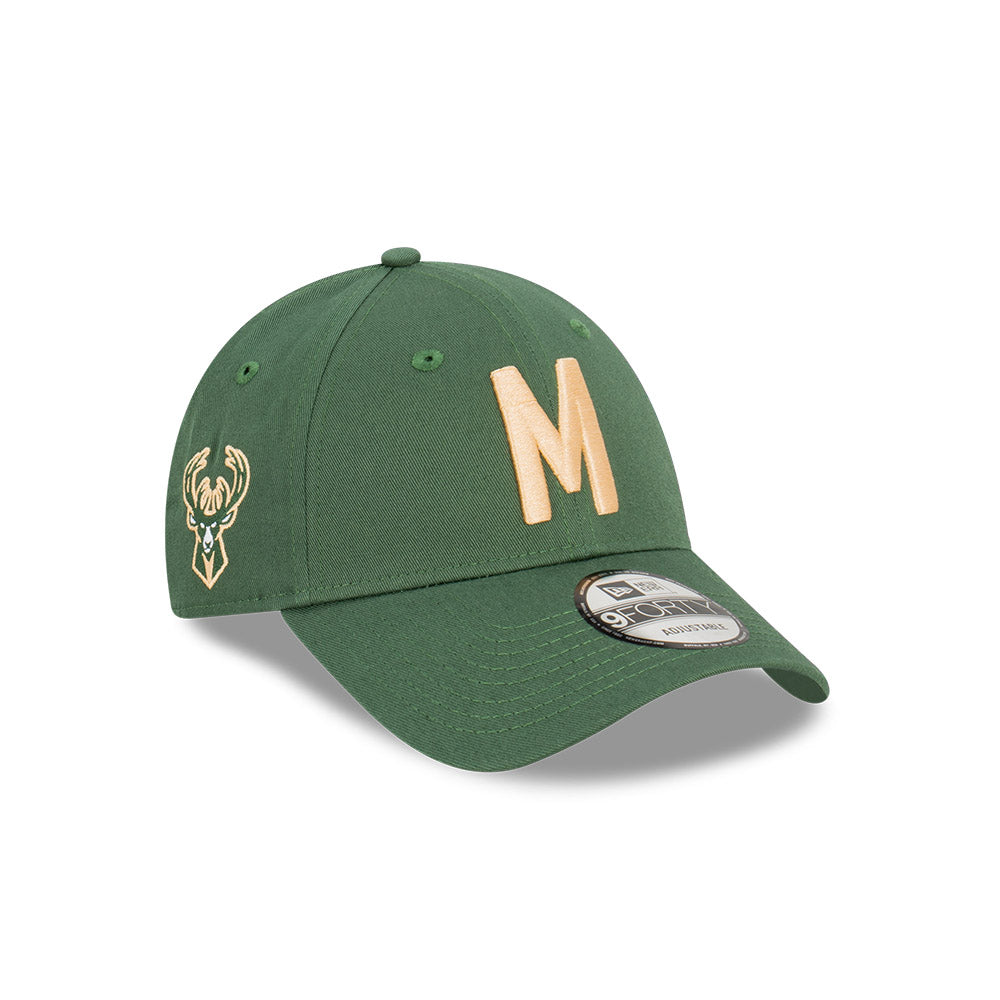 Milwaukee Bucks Hat - Green Ligature Side-Hit 9Forty - New Era