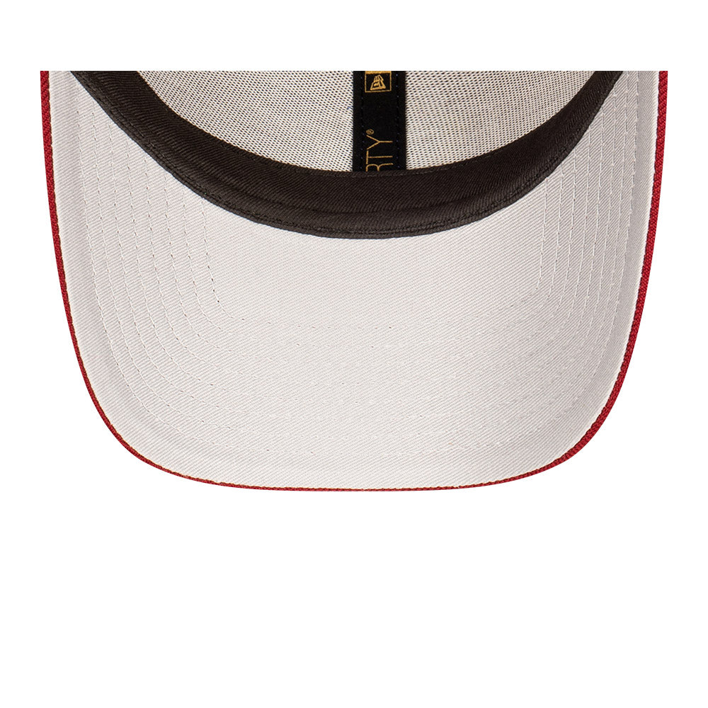 Chicago Bulls Hat - NBA Laurel Leaf Collection Red 9Forty Strapback Cap - New Era