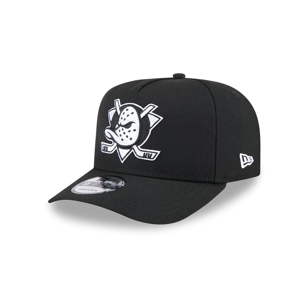 Anaheim Ducks Hat - Black and White Classic NHL 9Fifty A-Frame Snapback Cap - New Era