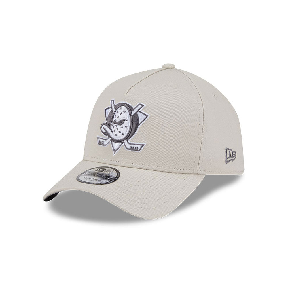 Anaheim Ducks Hat - Concrete White 9Forty A-Frame NHL Snapback Cap - New Era