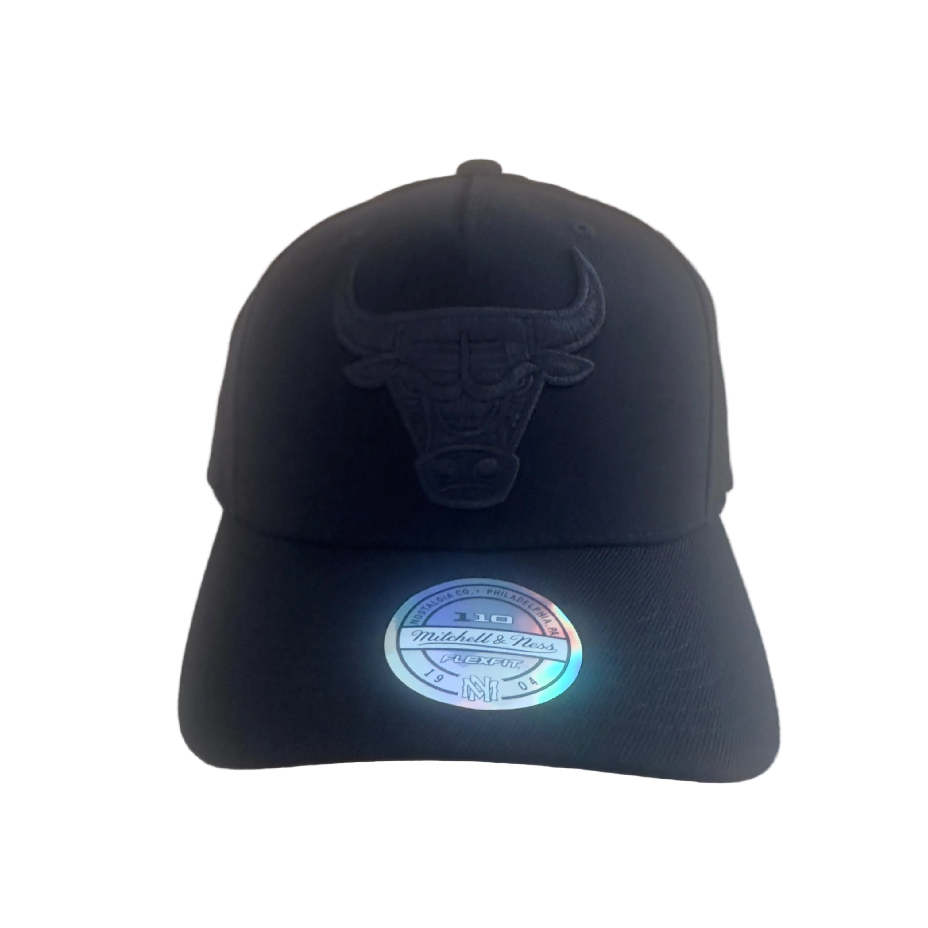 Chicago Bulls Hat - Black on Black 110 Flexfit NBA Basketball Snapback Cap - Mitchell & Ness