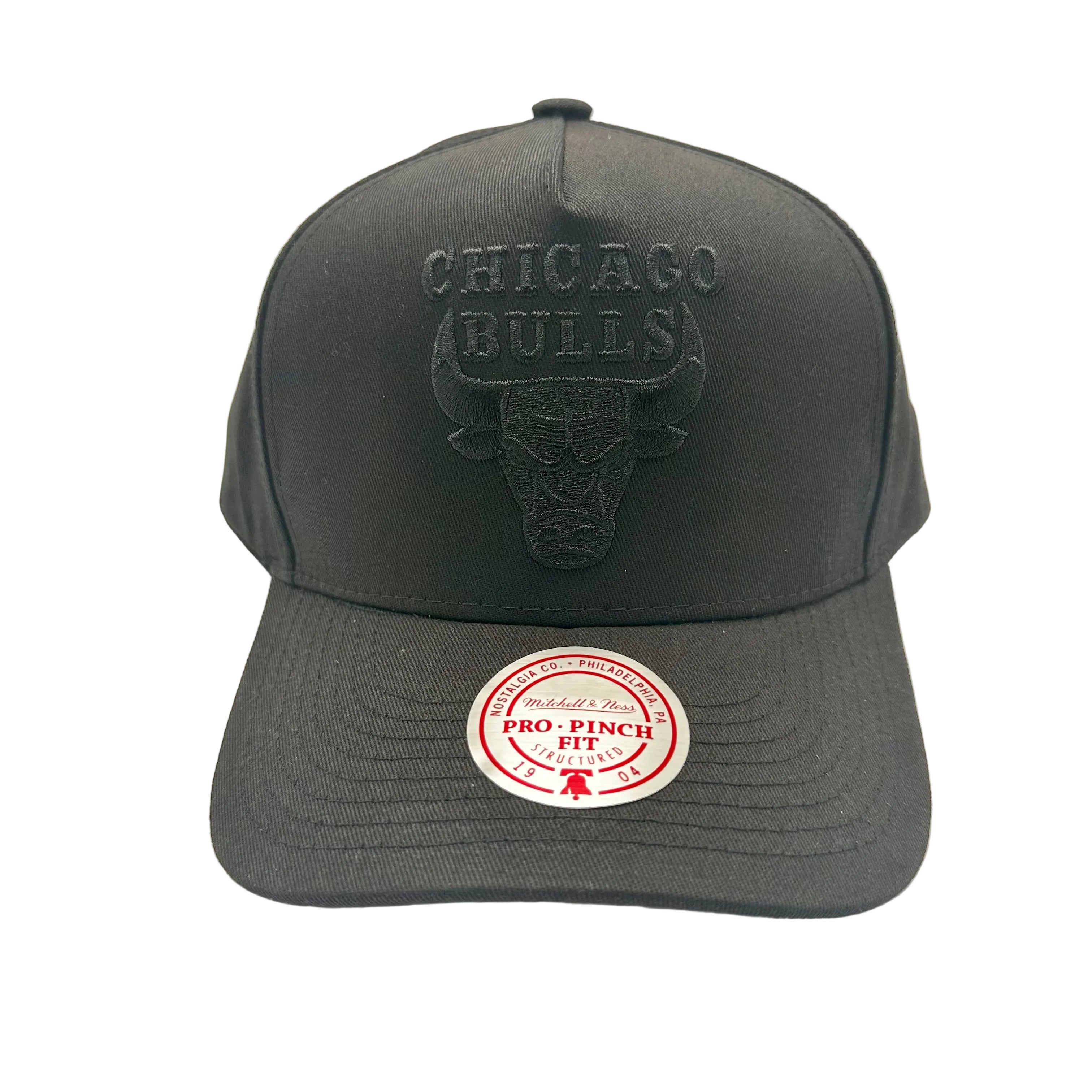 Chicago Bulls Hat - Black on Black EG Pro Pinch NBA Basketball Snapback Cap - Mitchell & Ness