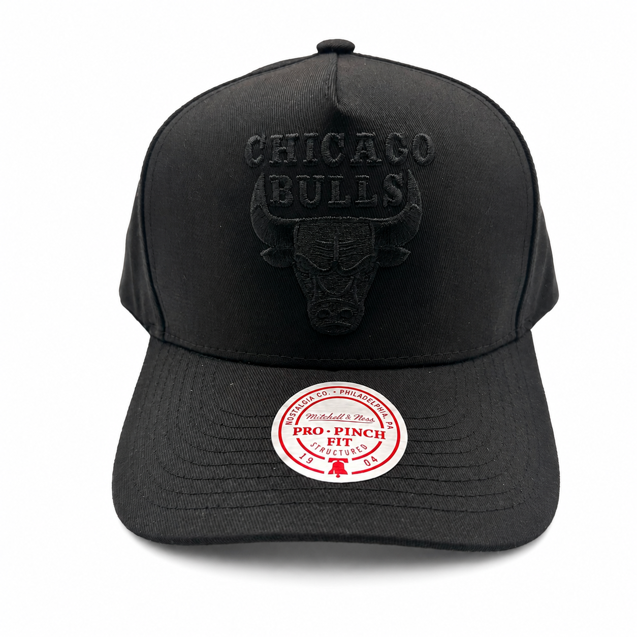 Chicago Bulls Hat - Black on Black EG Pro Pinch NBA Basketball Snapback Cap - Mitchell & Ness