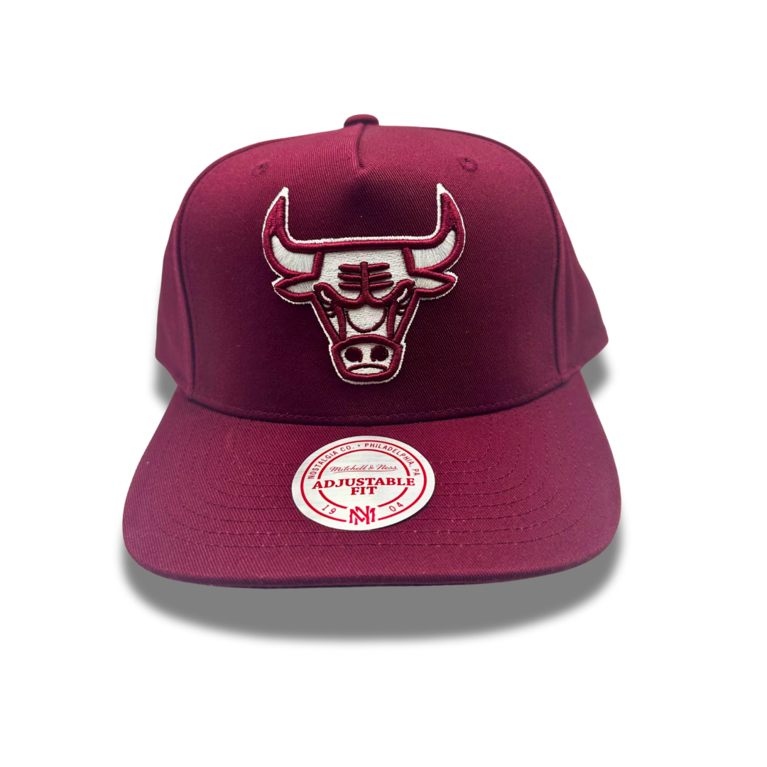 Chicago Bulls Hat - Burgundy NBA Core Sport OG Snapback Cap - Mitchell & Ness