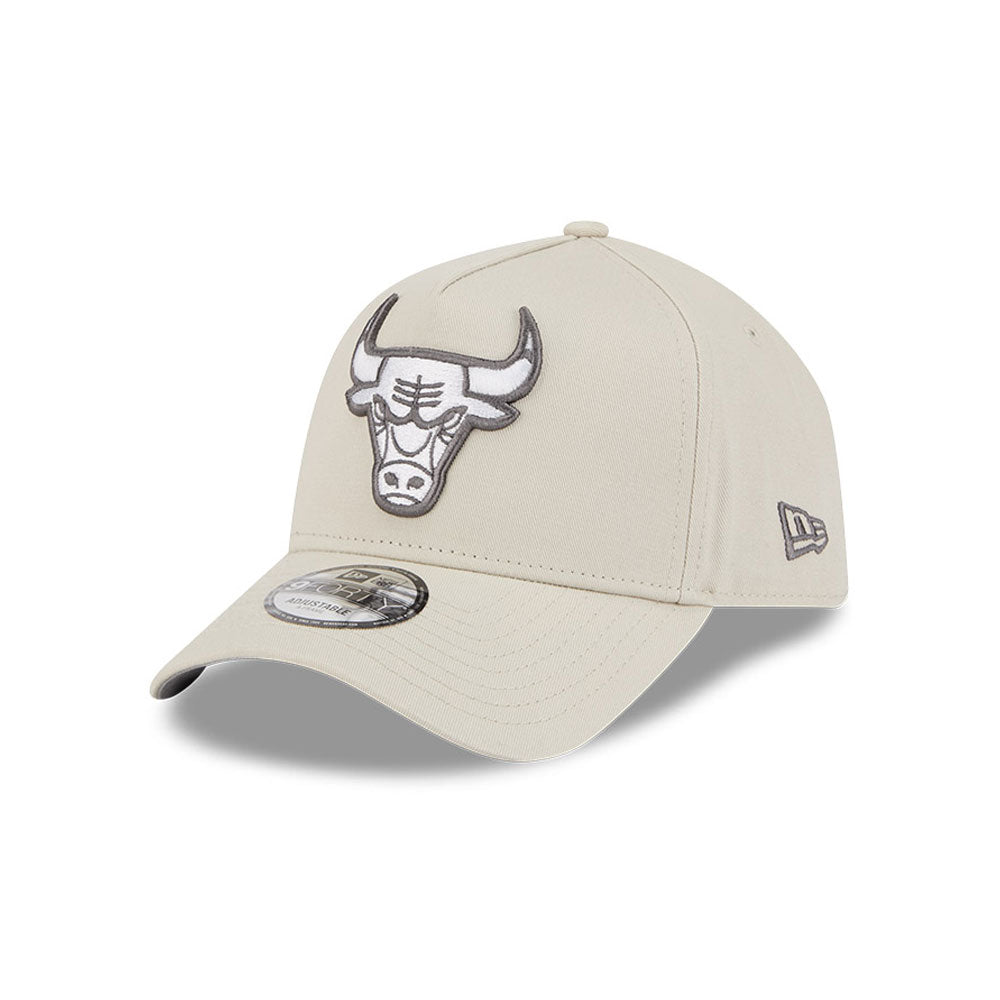 Chicago Bulls Hat - Concrete White 9Forty A-Frame NBA Snapback Cap - New Era