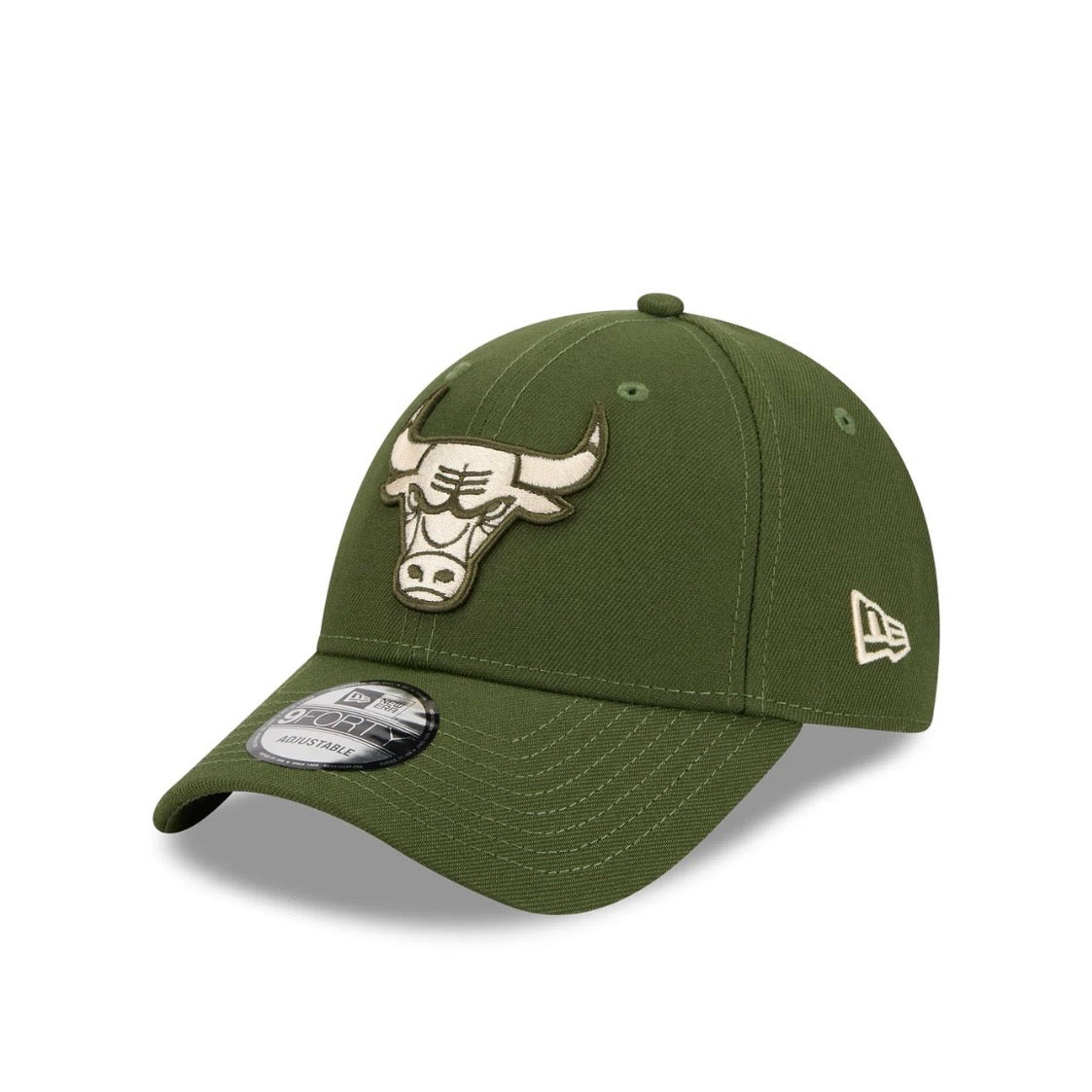 Chicago Bulls Hat - Rifle Green Ivory NBA 9Forty Snapback Cap - New Era