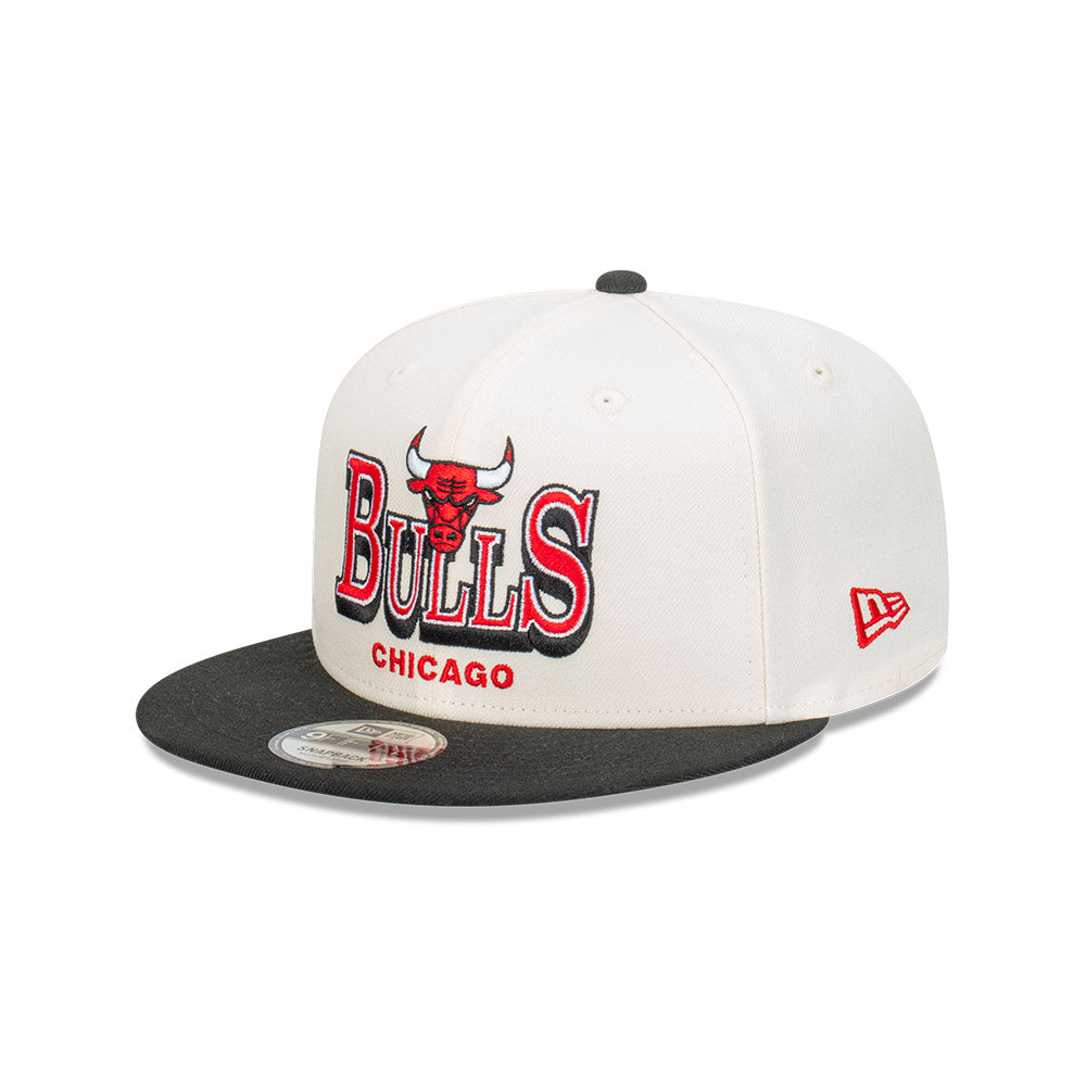 Chicago Bulls Hat - Stack Script Chrome White Black 2-Tone NBA 9Fifty Snapback Cap - New Era