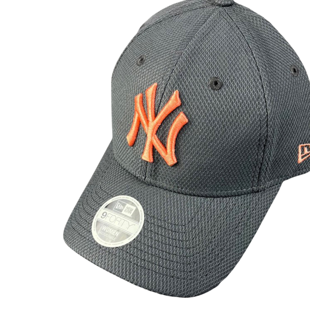 New York Yankees Women's Cap - MLB Graphite Peach Logo 9Forty Strapback Hat - New Era