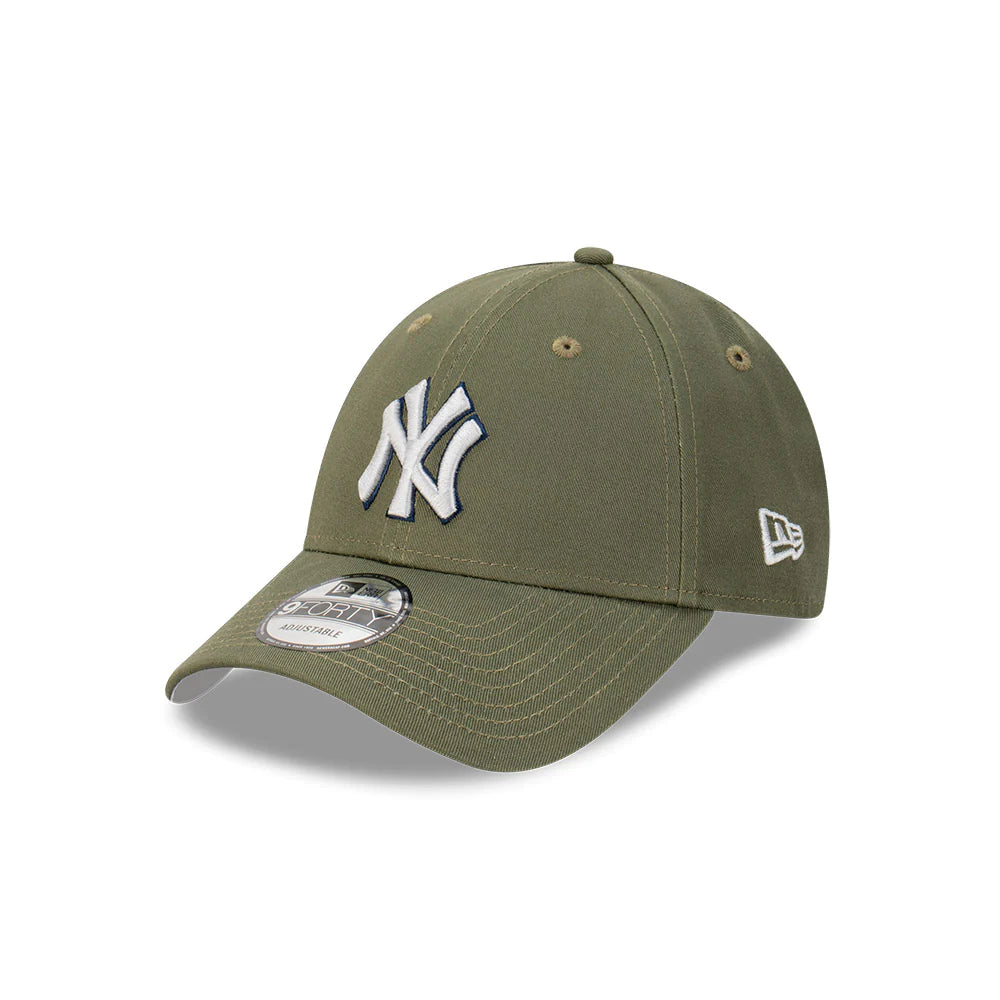New York Yankees Hat - Olive Grey MLB 9Forty Strapback Cap - New Era