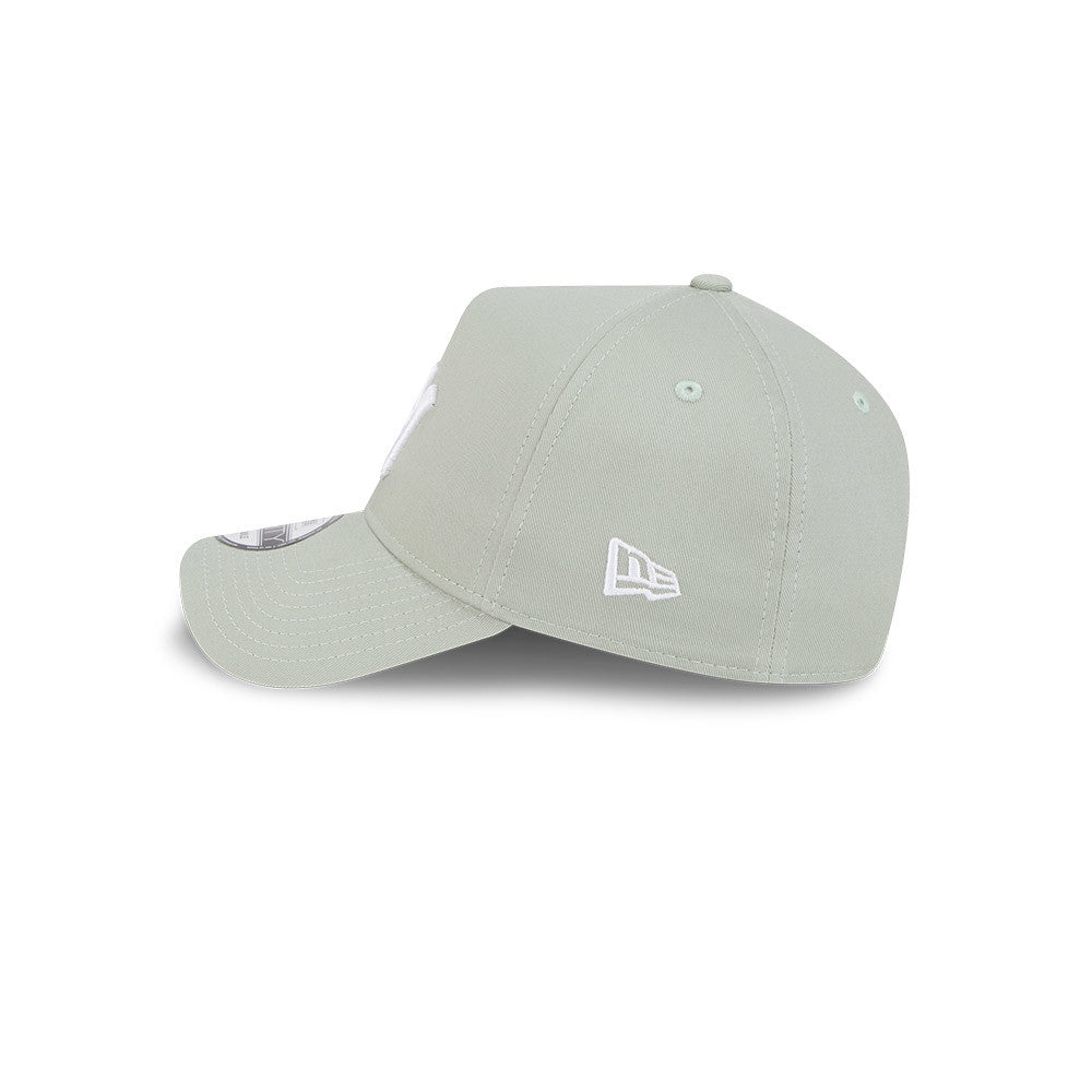 Hat Locker