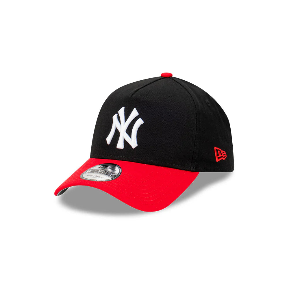 New York Yankees Hat - Blackdome 2-Tone Black Scarlet Red 9Forty A-Frame MLB Snapback Cap - New Era