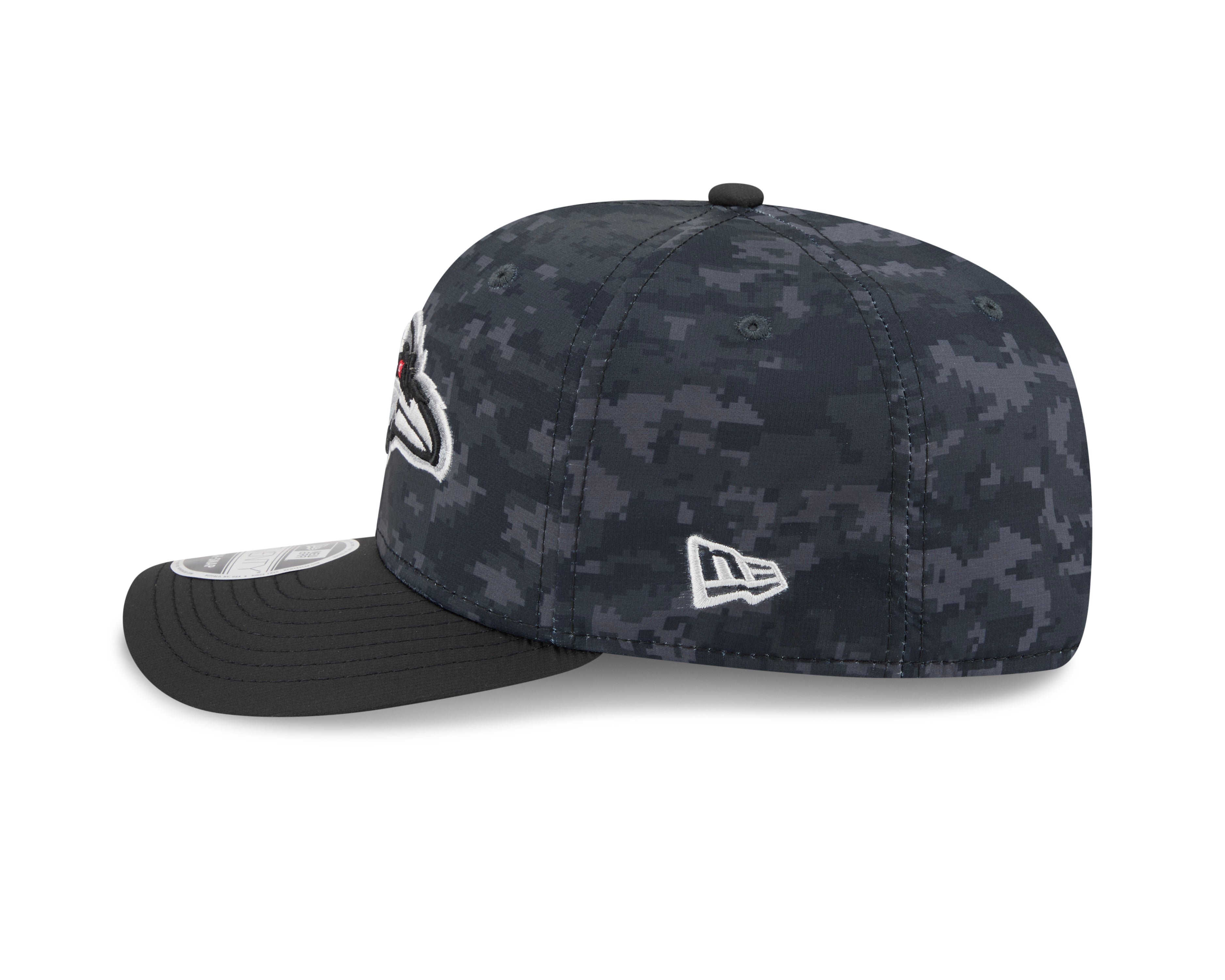 Baltimore Ravens Hat - Dark Camo Salute To Service NFL 9Seventy Adjustable Stretch Snapback Cap - New Era