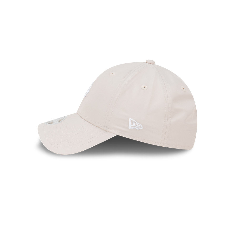 Hat Locker