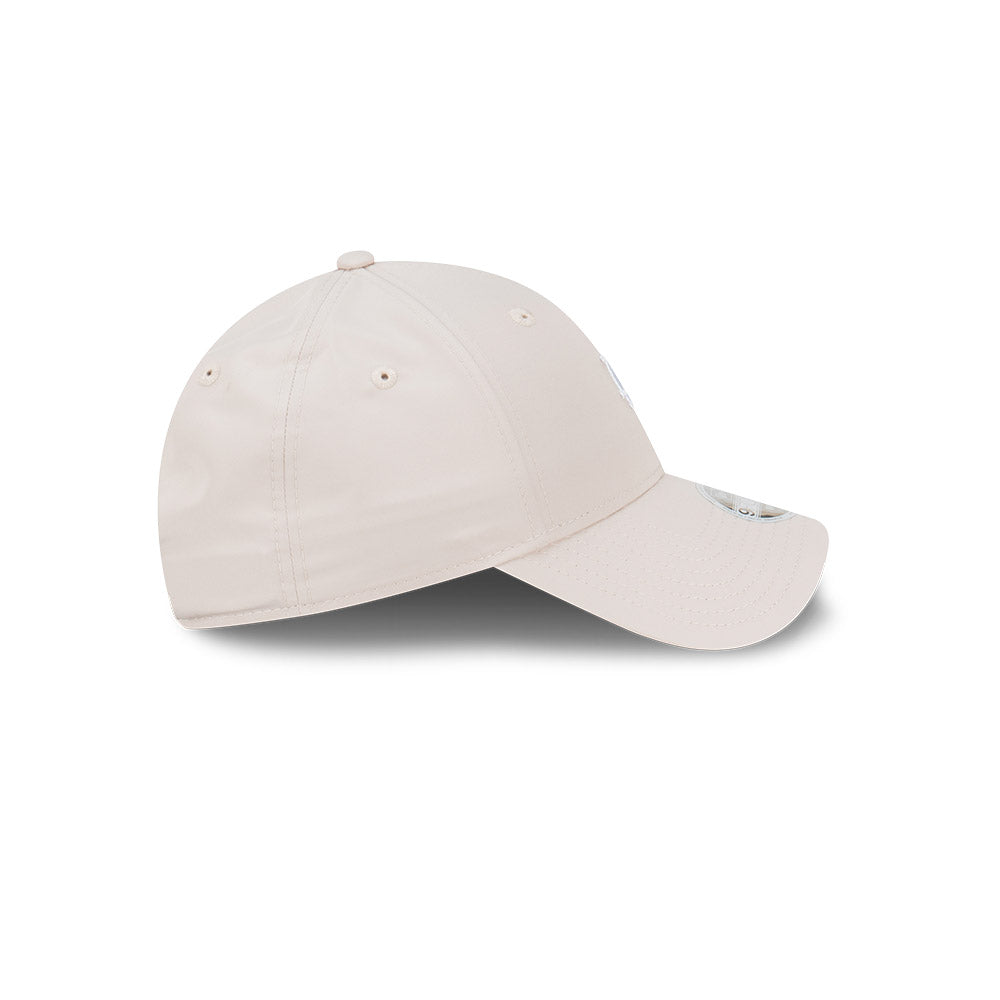 Hat Locker