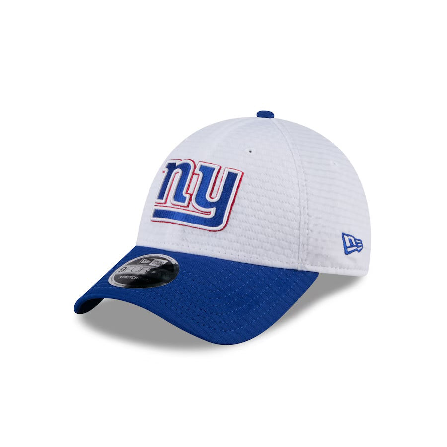 New York Giants Hat - Training Camp Collection 2-Tone 9Forty NFL Stretch Snapback Cap - New Era