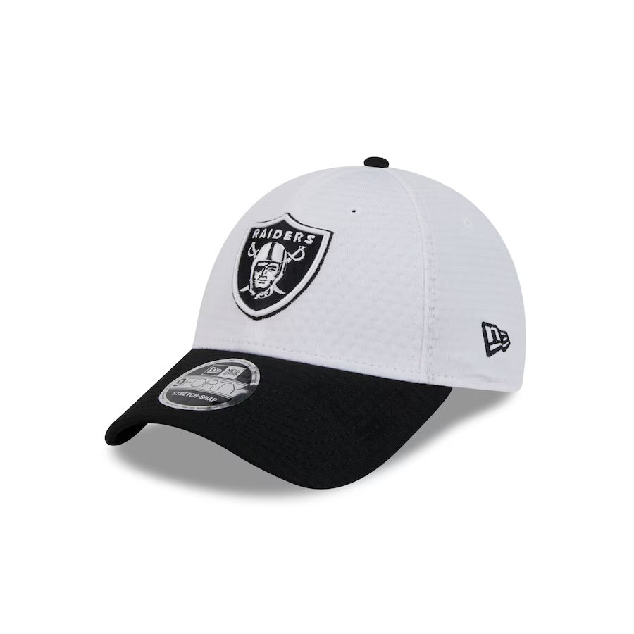 Las Vegas Raiders Hat - Training Camp Collection 2-Tone 9Forty NFL Stretch Snapback Cap - New Era