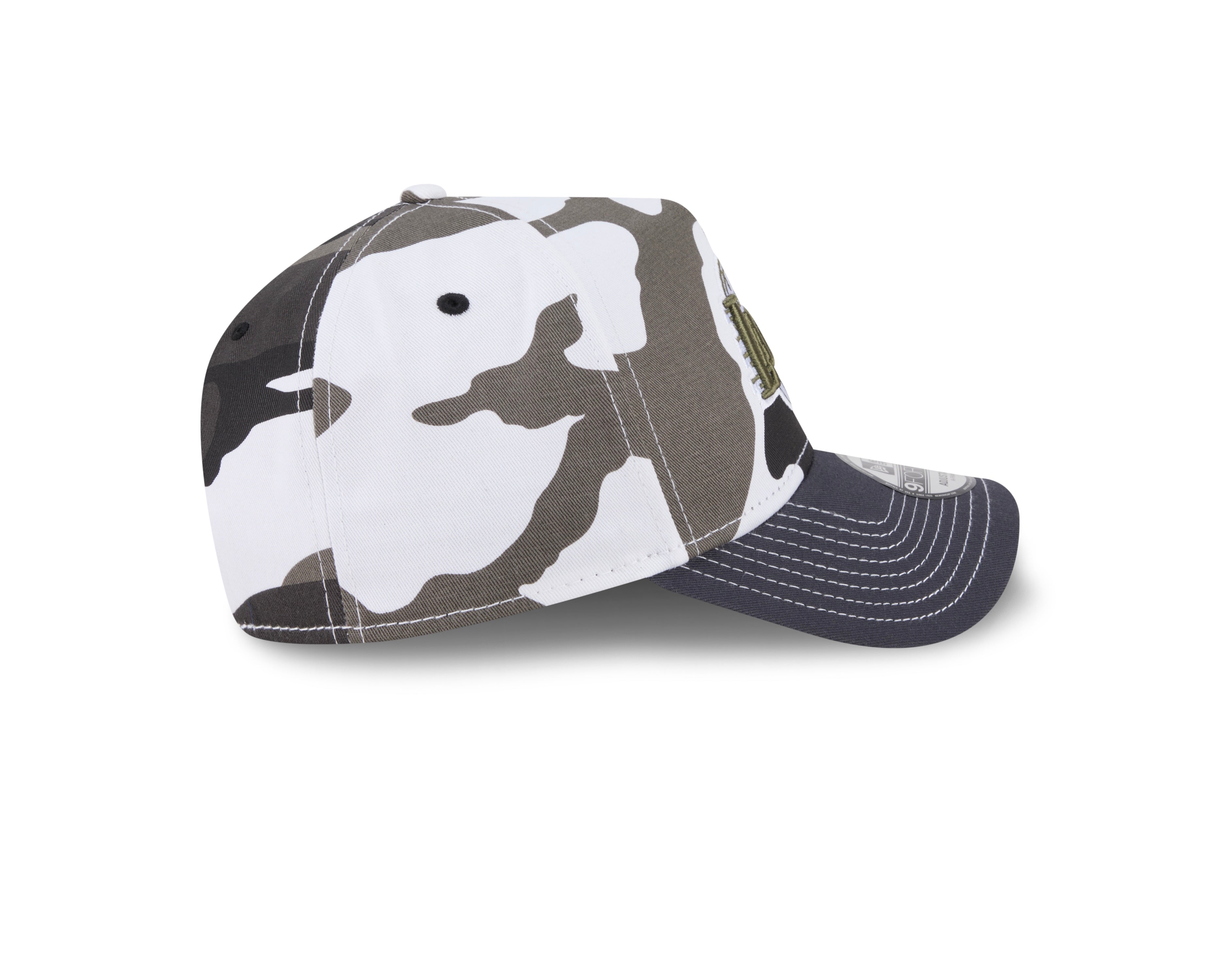 LA Lakers Hat - Urban Camo 9Forty A-Frame NBA Snapback Cap - New Era