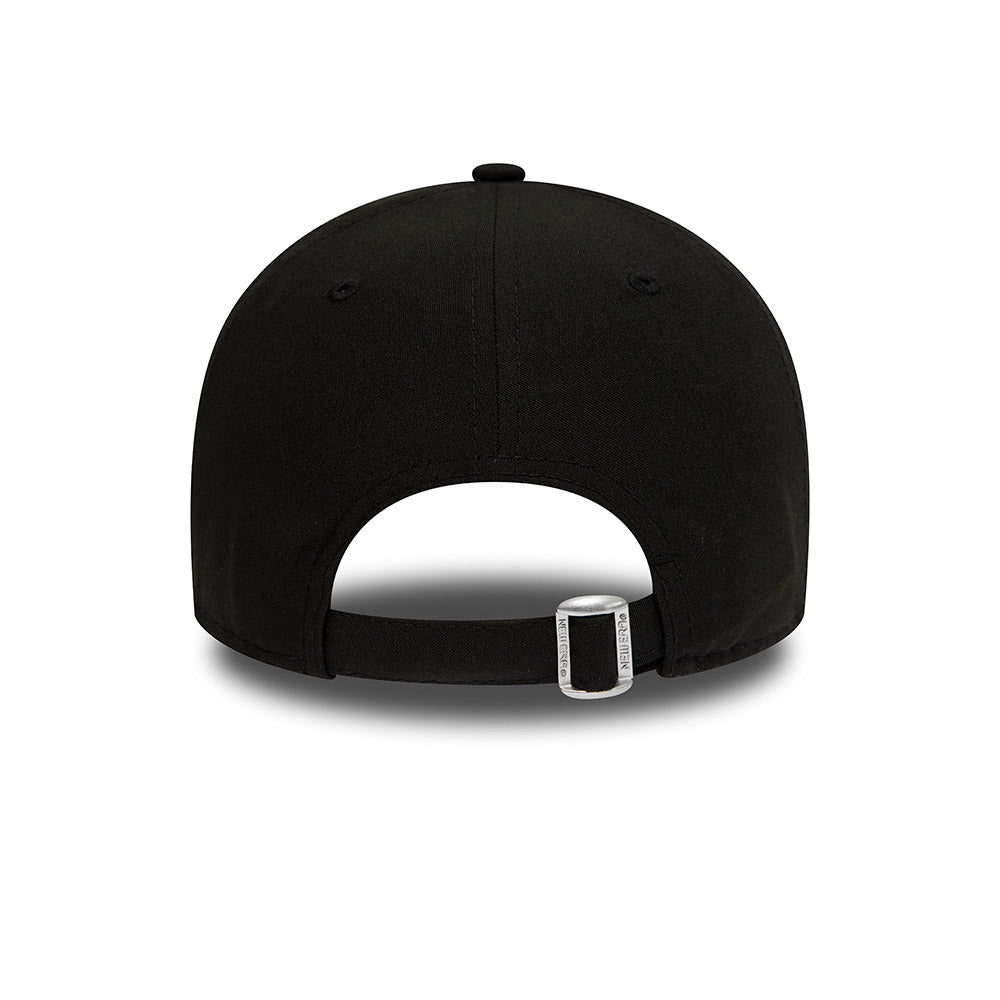 Hat Locker