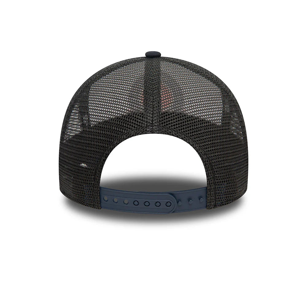 Hat Locker