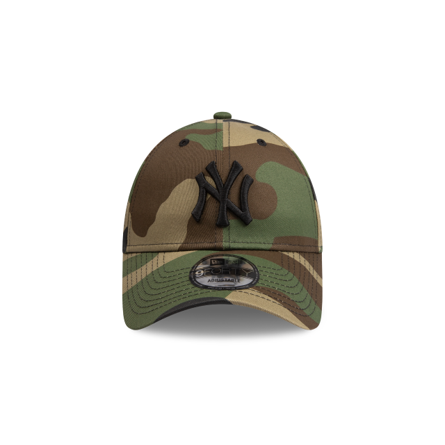 New York Yankees Hat - Woodland Camo 9Forty MLB Strapback Cap - New Era