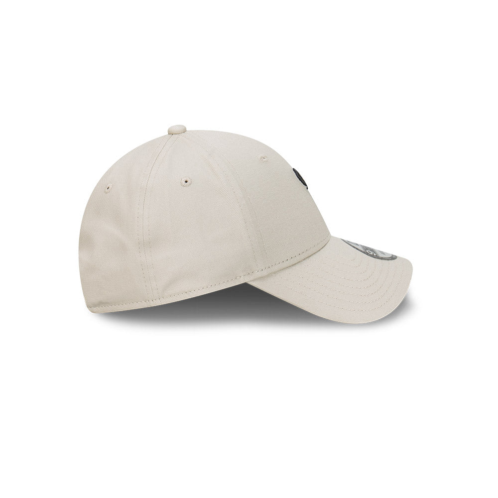 Hat Locker