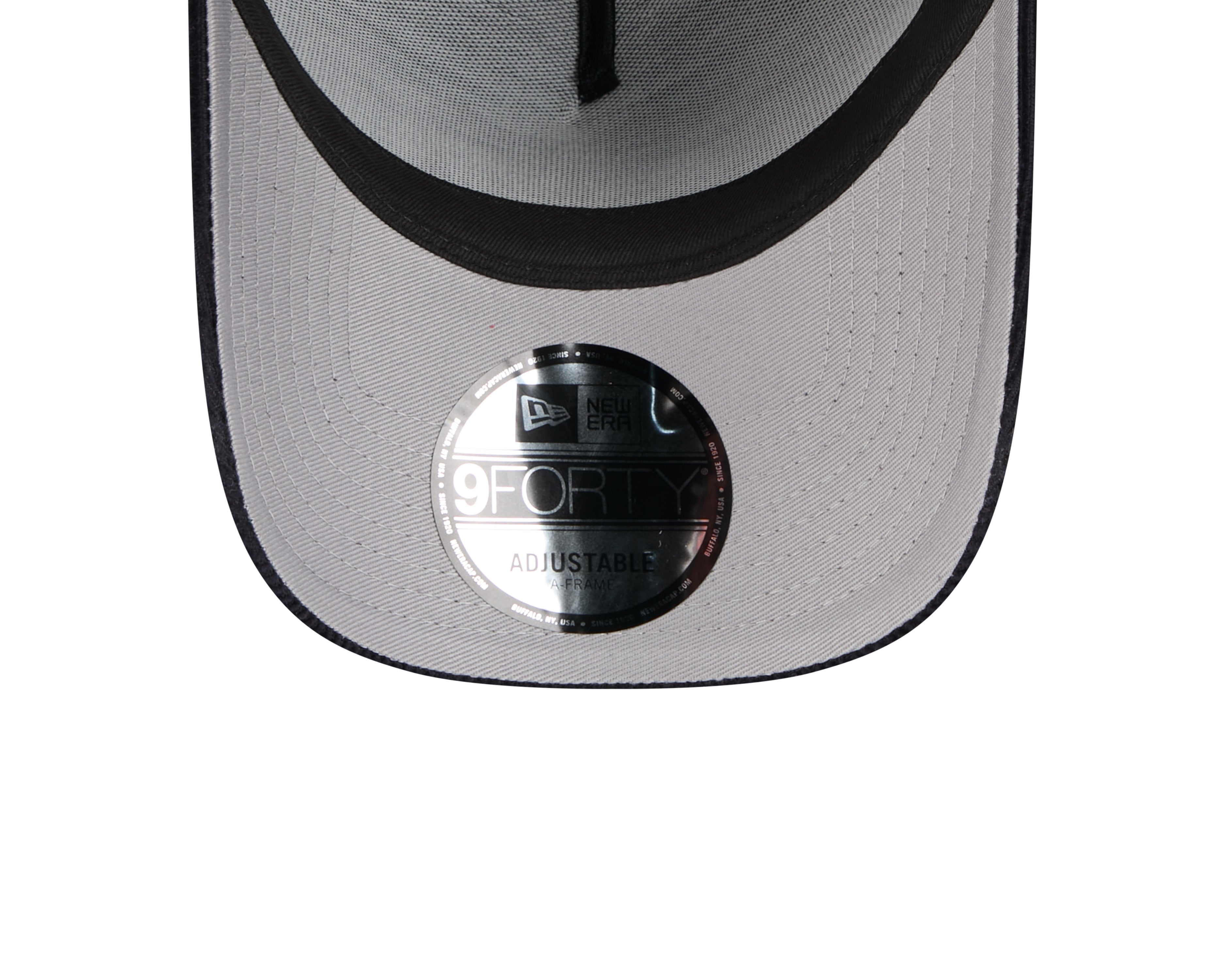 North Queensland Cowboys Hat - OTC Tonal Corduroy NRL 9Forty A-Frame Snapback Cap - New Era