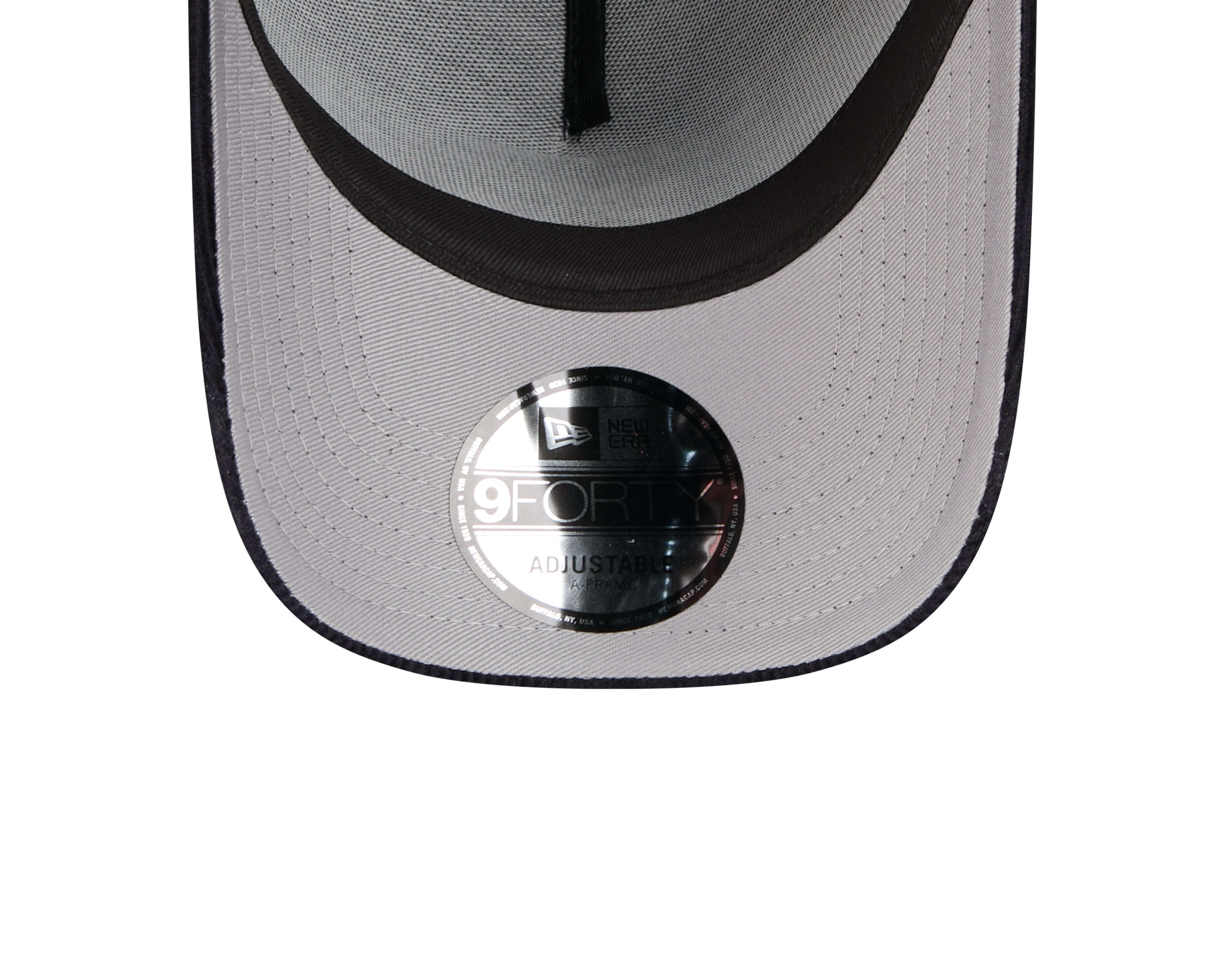 Sydney Roosters Hat - OTC Tonal Corduroy NRL 9Forty A-Frame Snapback Cap - New Era