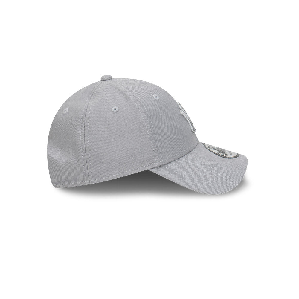 Hat Locker