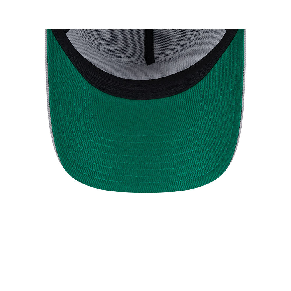 New York Yankees Hat - Script 2-Tone Official Team Colour 9Forty A-Frame MLB Snapback Cap - New Era