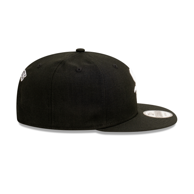 Chicago White Sox Hat - Black Official Team Colour MLB 9Fifty Snapback Cap - New Era