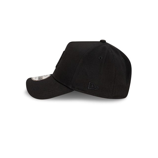 Boston Red Sox Hat - Black on Black 9Forty A-Frame MLB Snapback Cap - New Era
