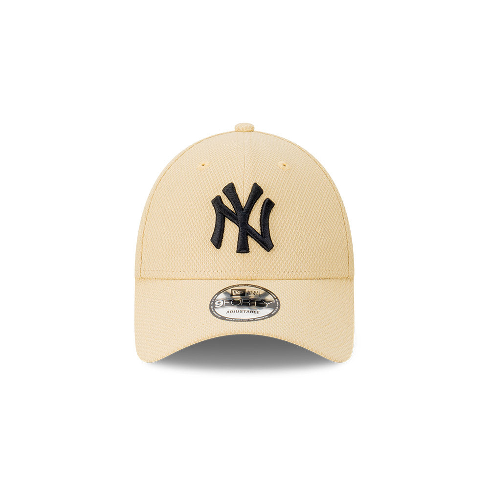 New York Yankees Hat - Khaki Diamond Mesh MLB 9Forty Strapback Cap - New Era