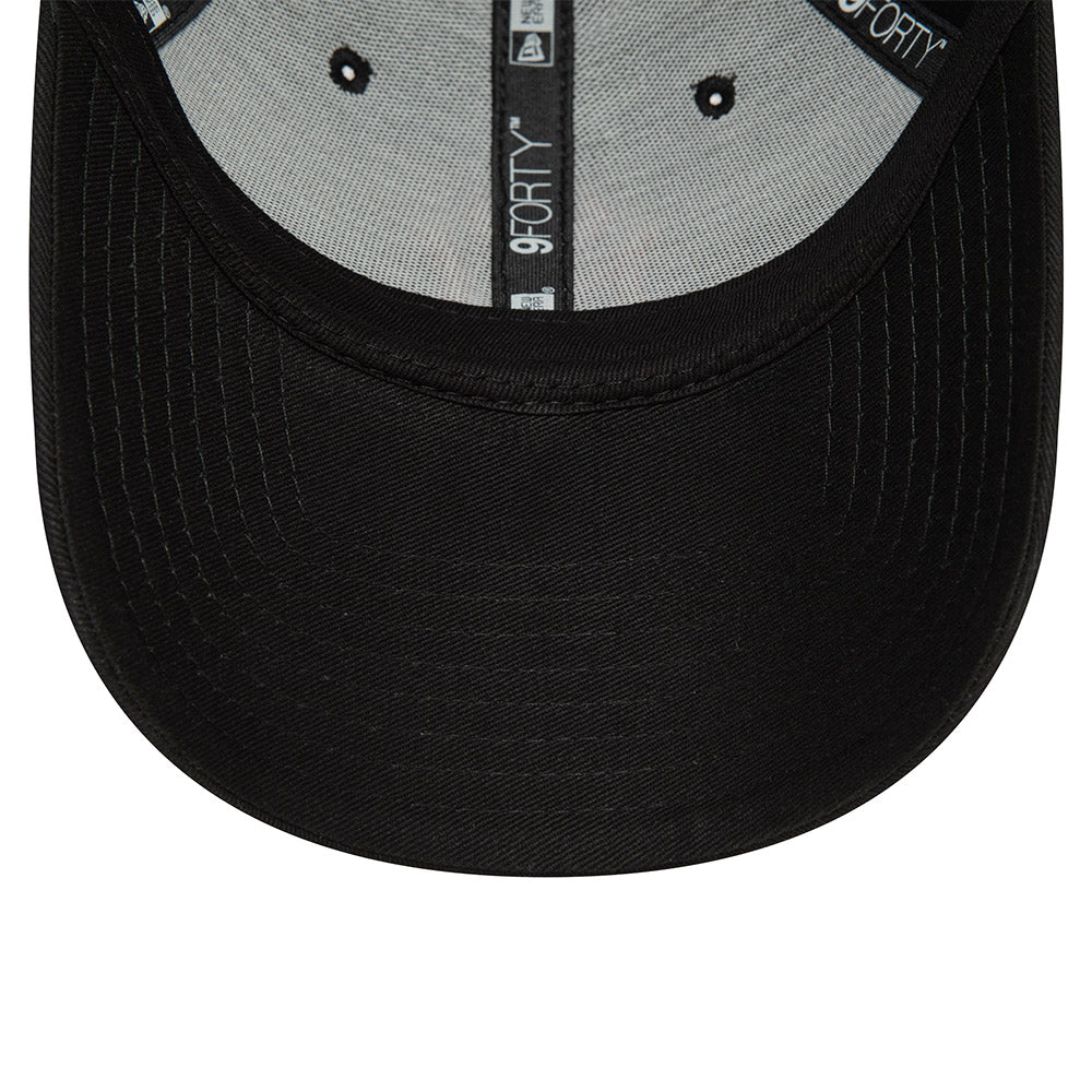 Hat Locker