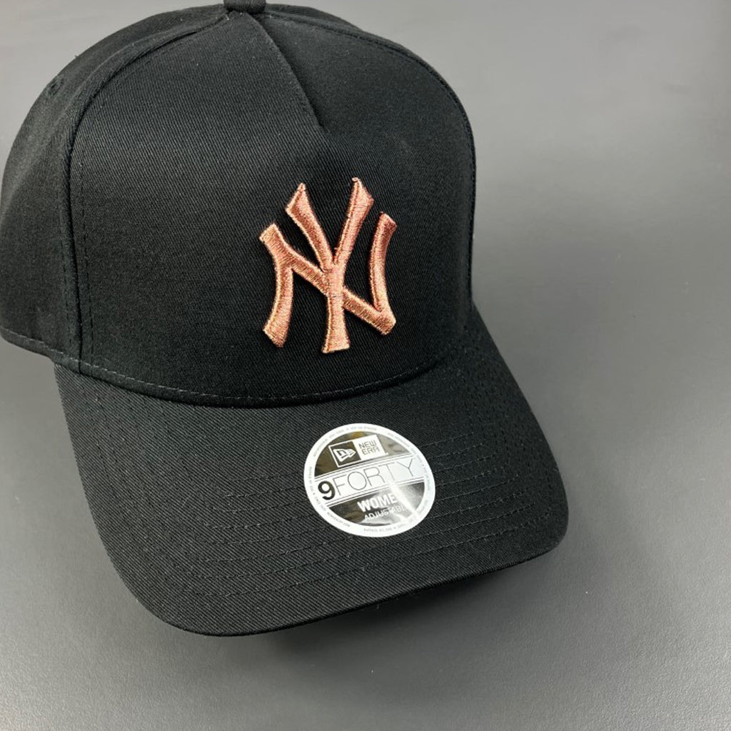 women's yankees hat black