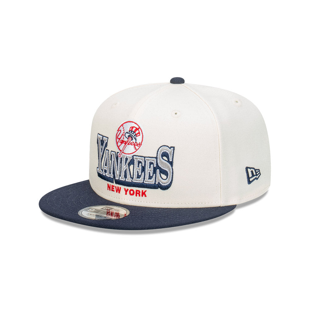 New York Yankees Hat - Stack Script Chrome White Navy 2-Tone MLB 9Fifty Snapback Cap - New Era