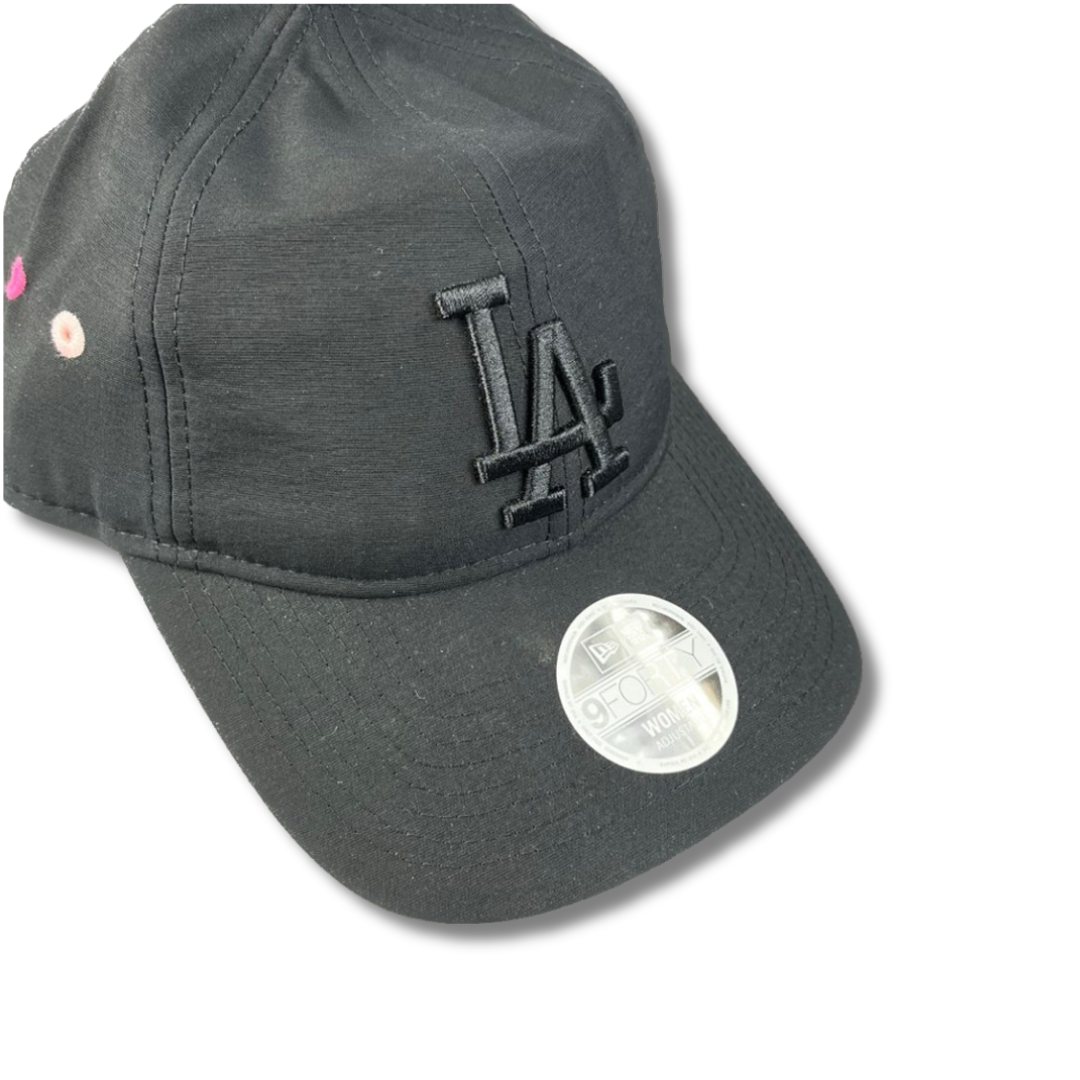 LA Dodgers Women's Cap - Black Urban Tech 9Forty Strapback - New Era