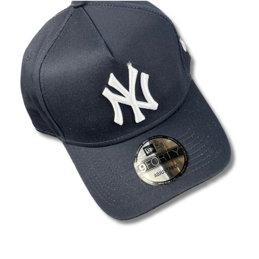 New York Yankees Hat - Navy White Logo 9Forty MLB Snapback - New Era