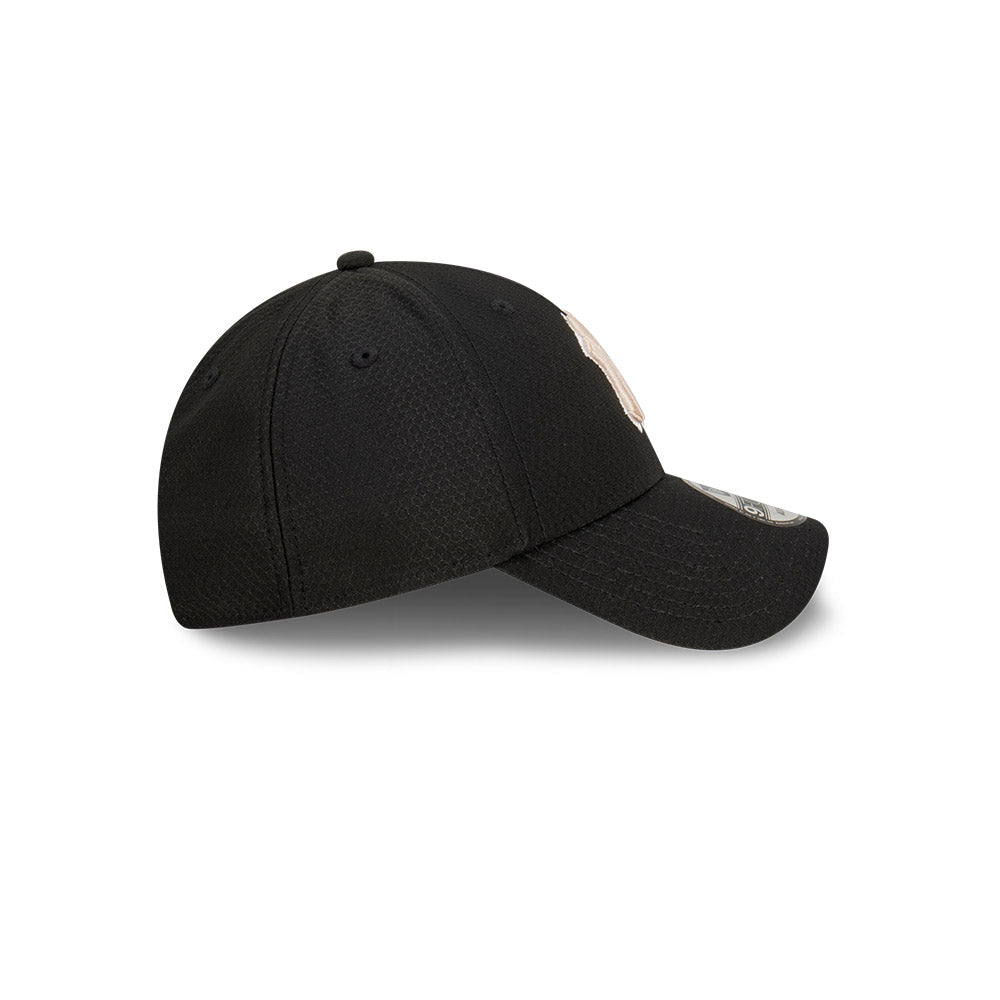 New York Yankees Hat - Black Seasonal Hex Era Stone 9Forty - New Era