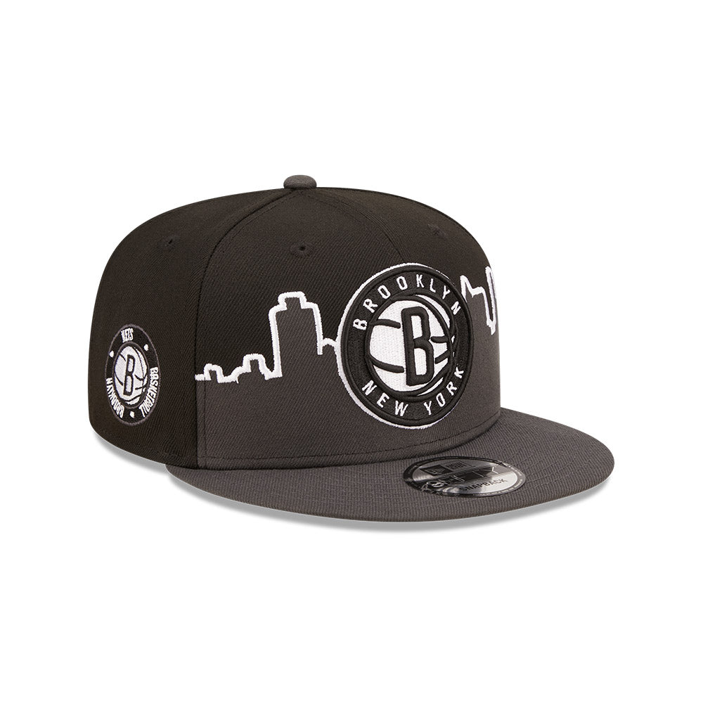 Brooklyn Nets Youth Hat - Black NBA Tip Off 2022 Snapback - New Era