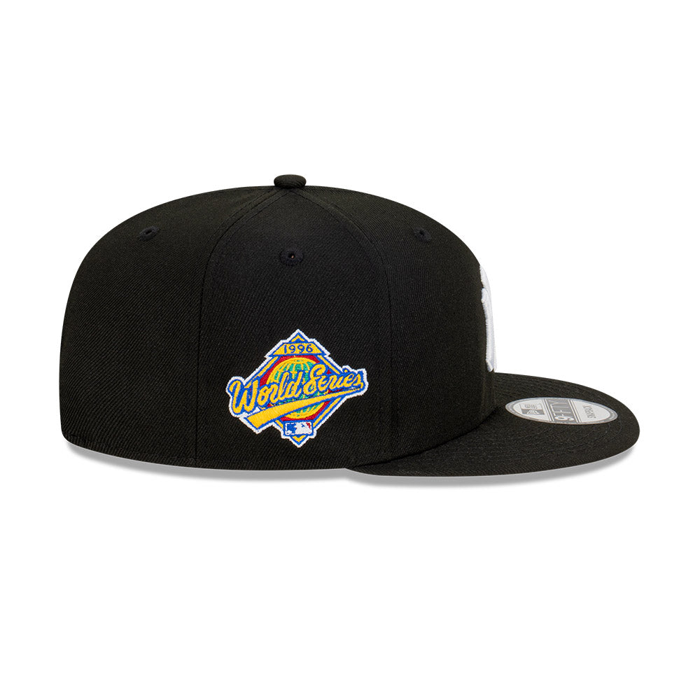 New York Yankees Hat - Black 1996 World Series Paisley 9Fifty Snapback - New Era