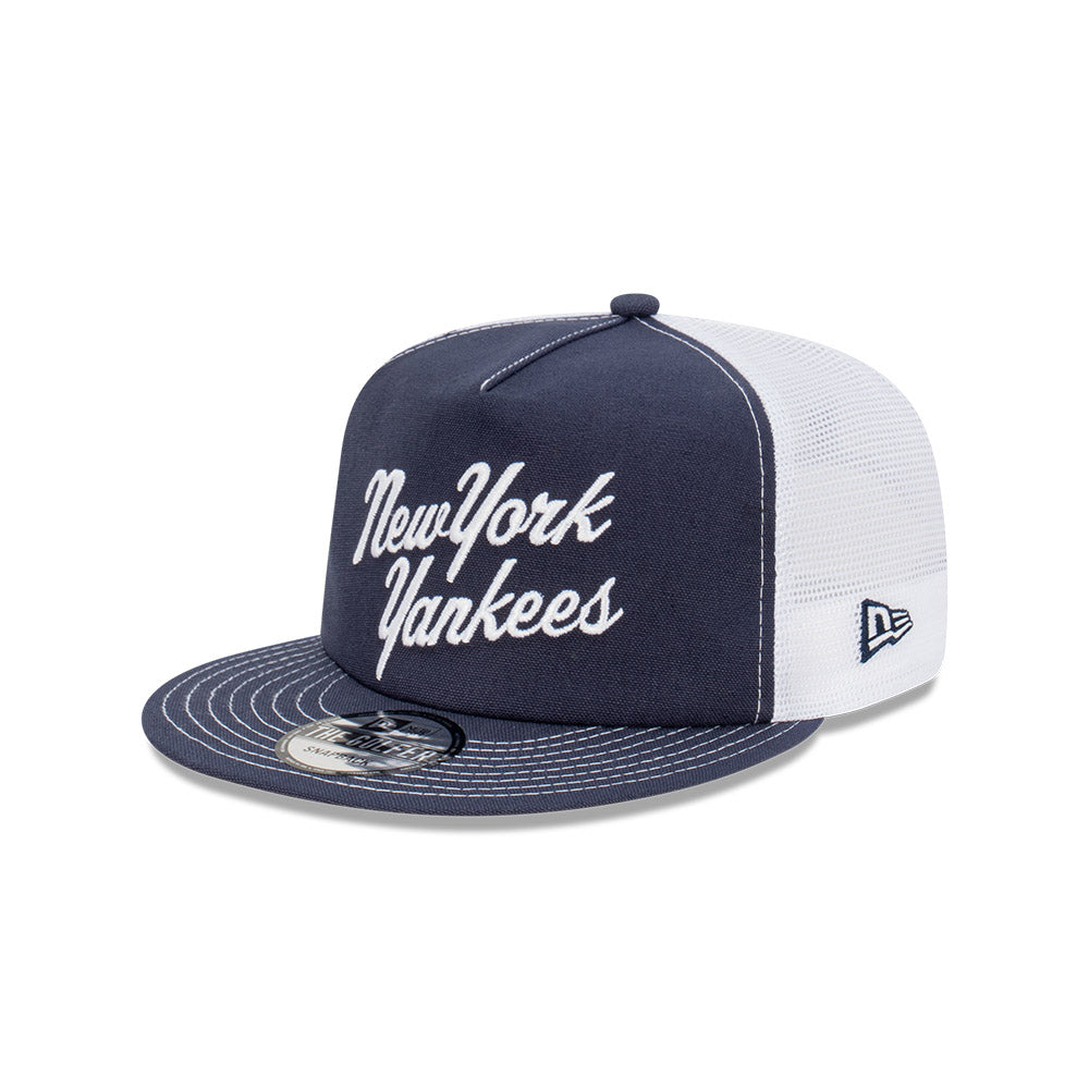 New York Yankees Hat - Black Archive Americana Golfer Trucker Snapback - New Era