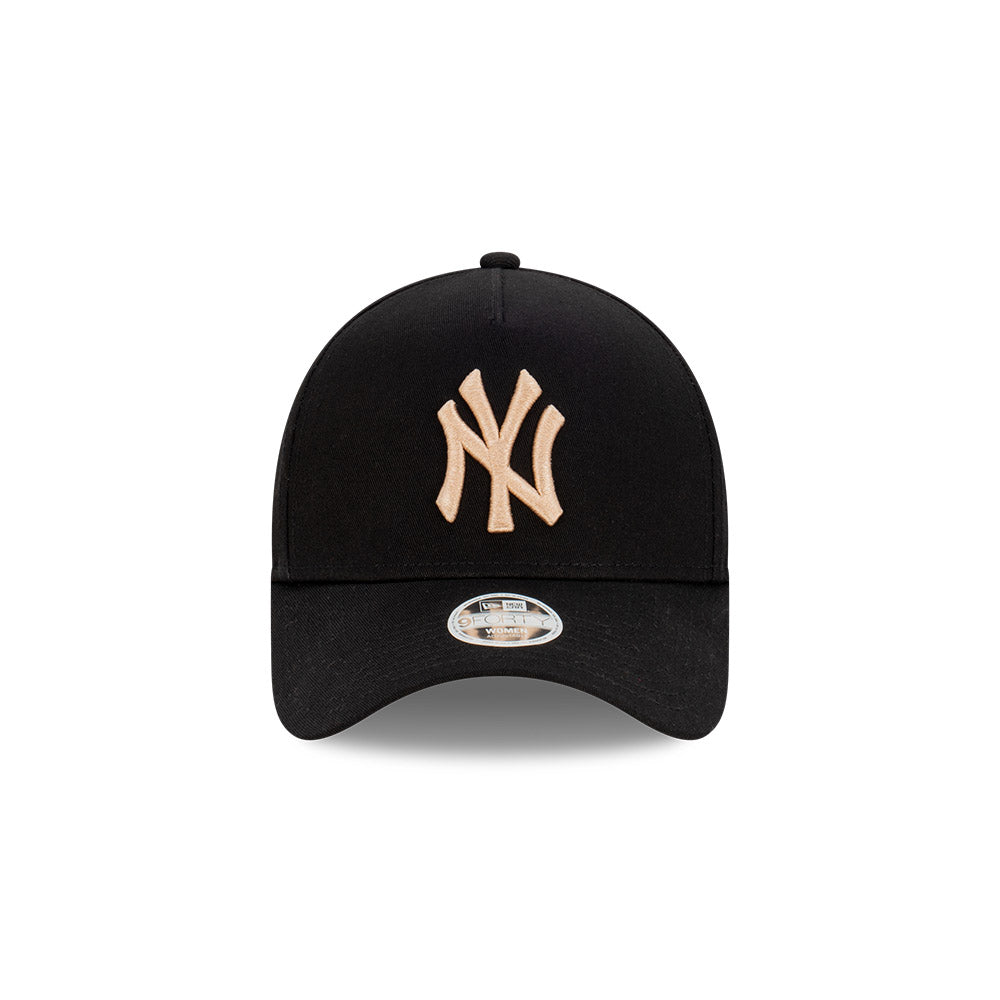 New York Yankees Women's Cap - Black Paisley 9Forty Strapback - New Era