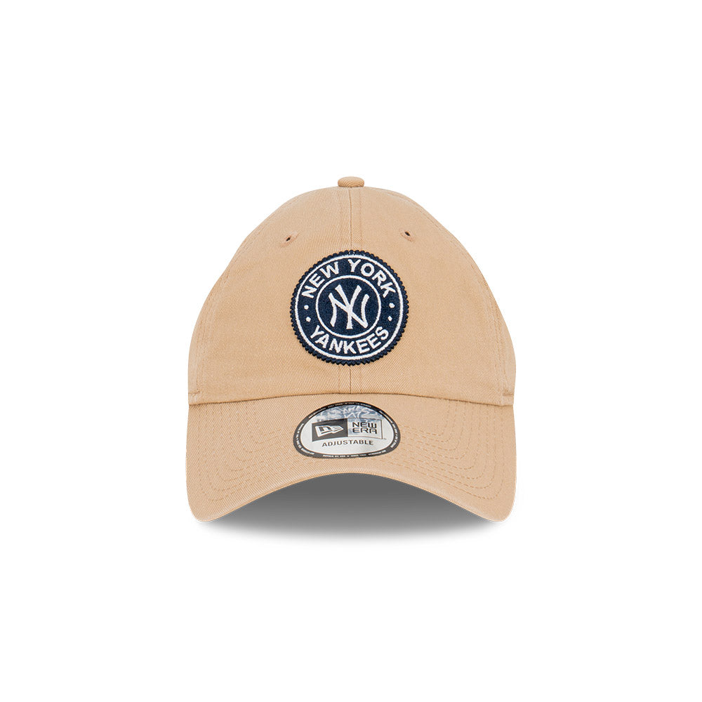 New York Yankees Hat - Camel Sealed Logo Casual Classic Strapback - New Era