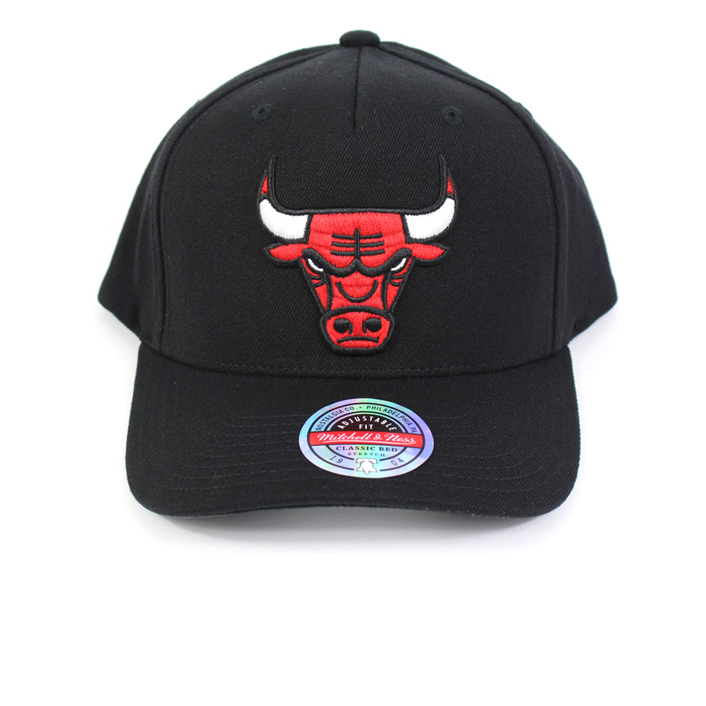 Mitchell & Ness Chicago Bulls Black Colour Logo Redline Snapback