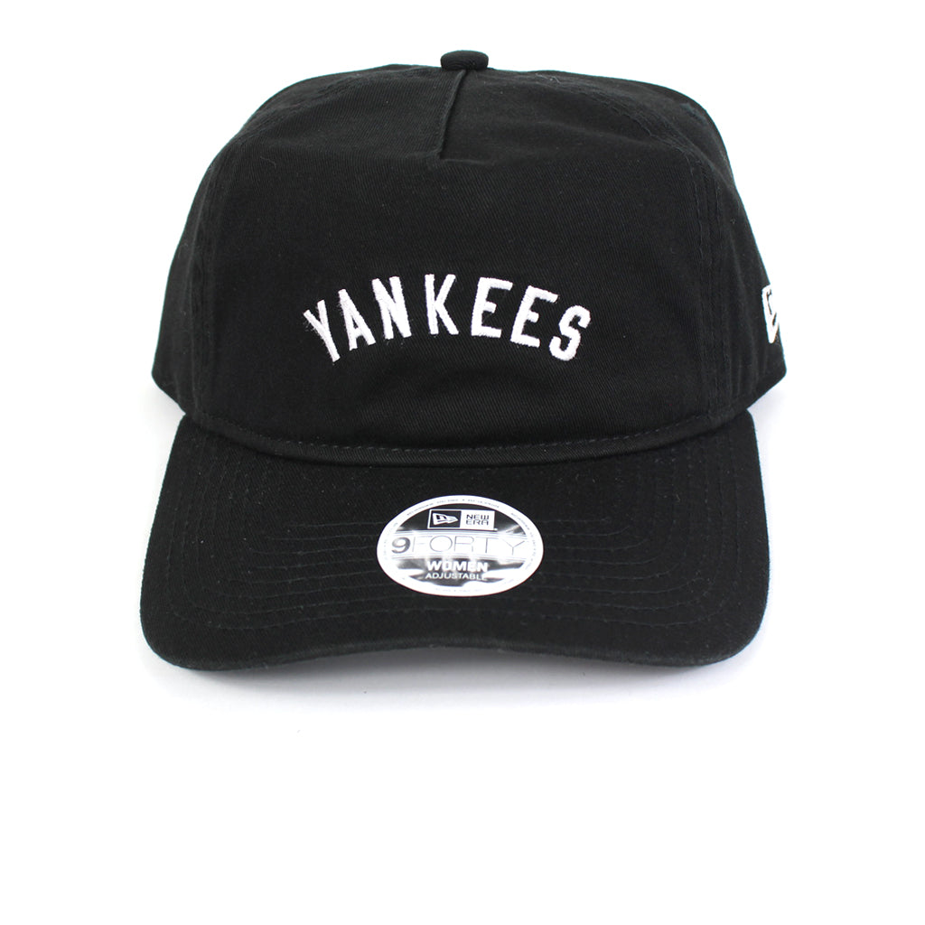 New York Yankees Womens Cap Black Arch Script Strapback New Era