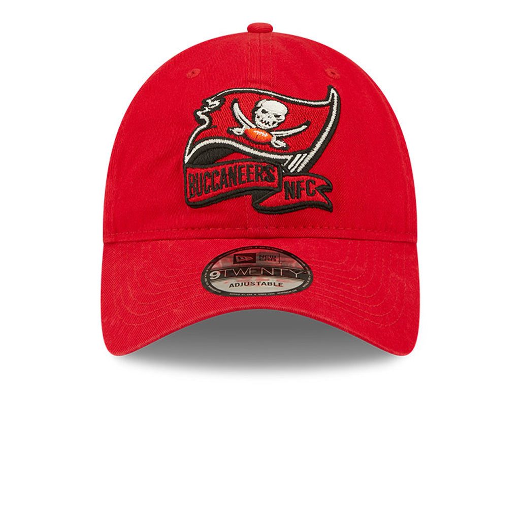 Tampa Bay Buccaneers Hat - Red NFL 22 Sideline Strapback - New Era